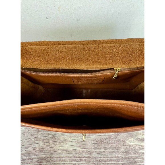 Vintage COACH Willis #9927 Brown Leather Crossbody HandBag Beautiful Condition - Picture 6 of 17